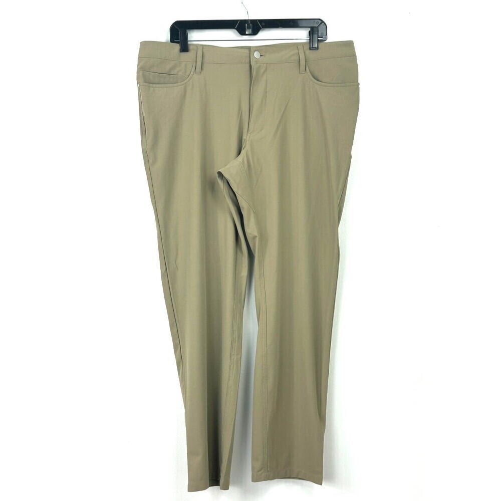 Jos A Bank Traveler Slim Fit Flat Front Beige Khaki Pants Mens Sz 36X29 1236T2